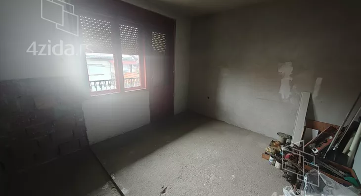 4-etažna kuća | 4zida