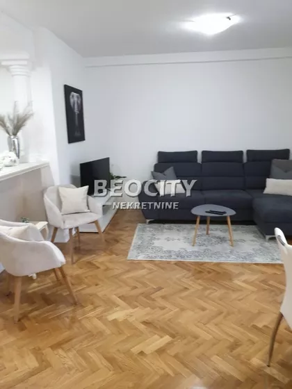 Vase Stajića | 4zida.rs