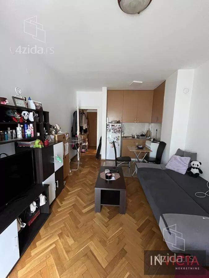 Garsonjera | 4zida