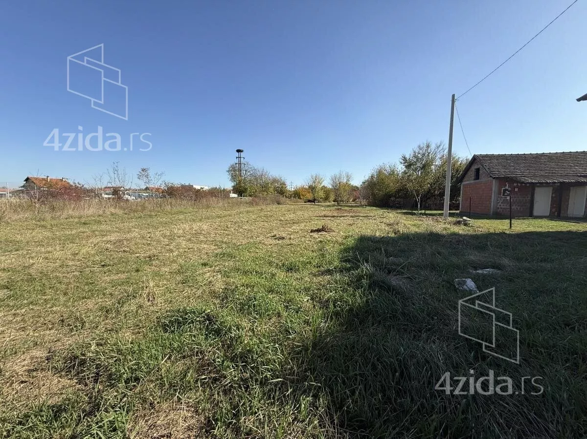 Plac | 4zida