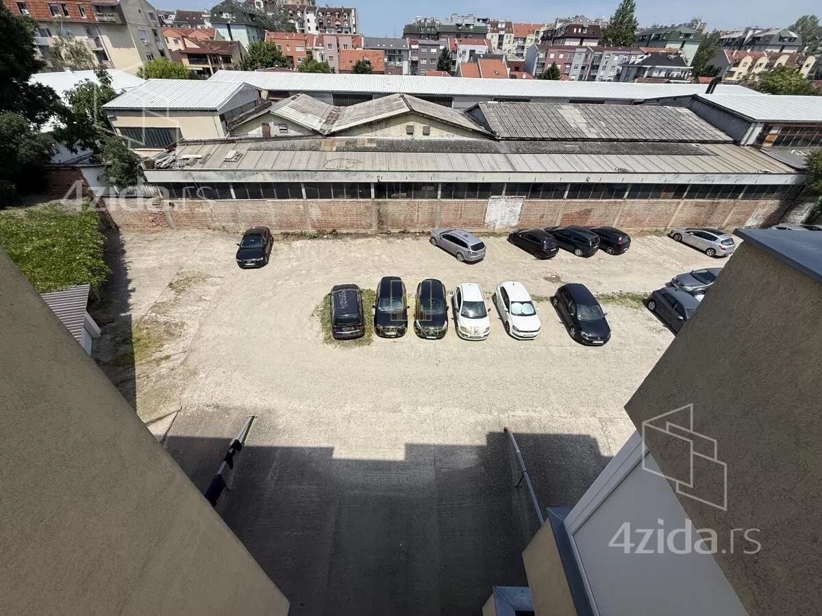Garsonjera | 4zida