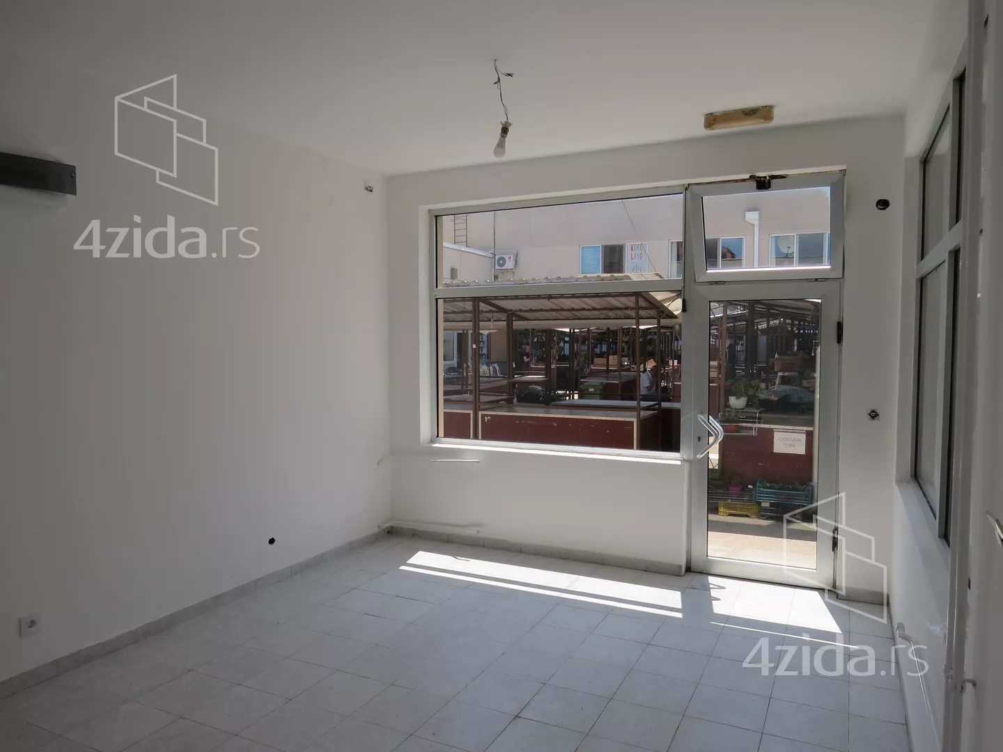 Lokal | 4zida