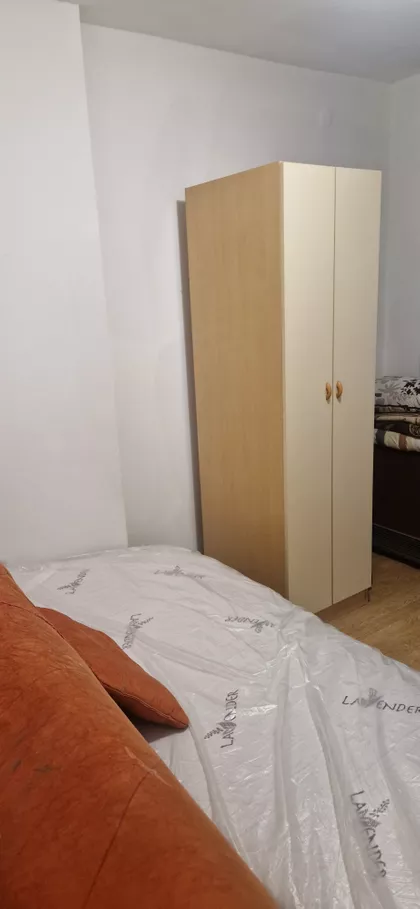 Varovnička 12 | 4zida.rs