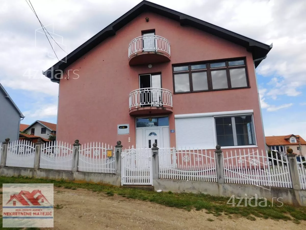 Kuća | 4zida