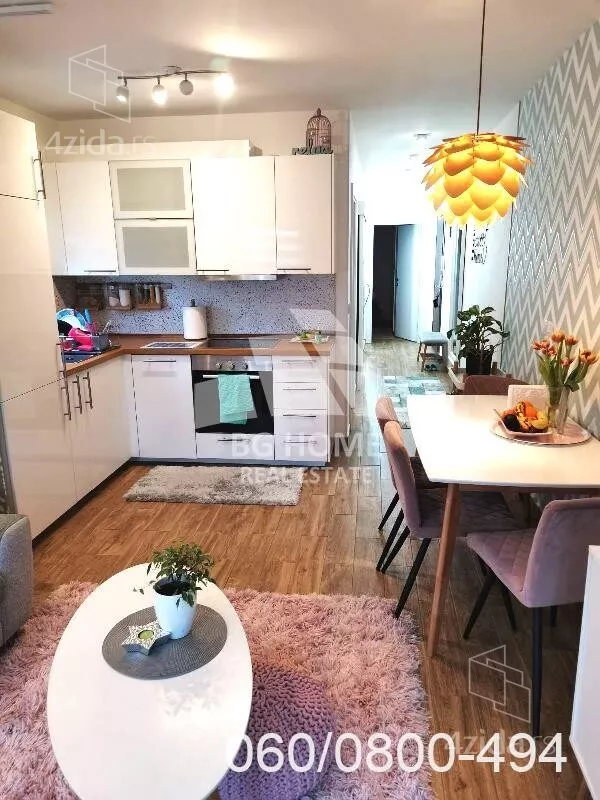 Petosoban stan | 4zida