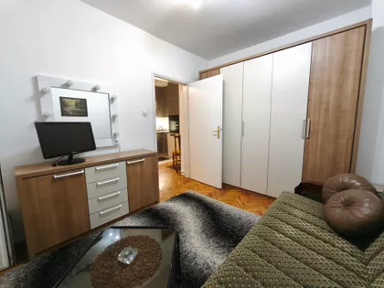 Braće Ribnikar | 4zida.rs