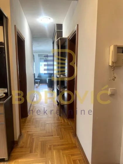 Crveni Krst Zvezdara | 4zida.rs