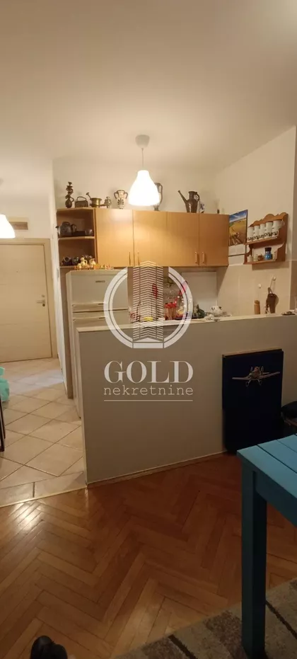 Kolo srpskih sestara | 4zida.rs