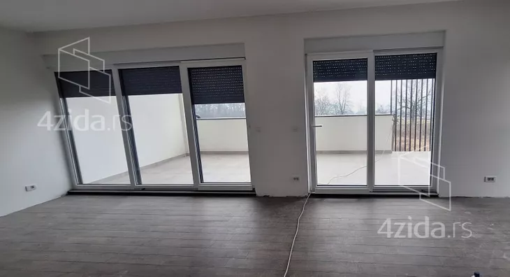 Četvoroiposoban stan | 4zida