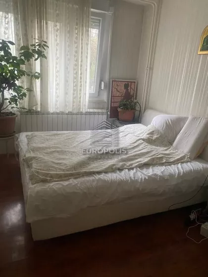 Banjica | 4zida.rs