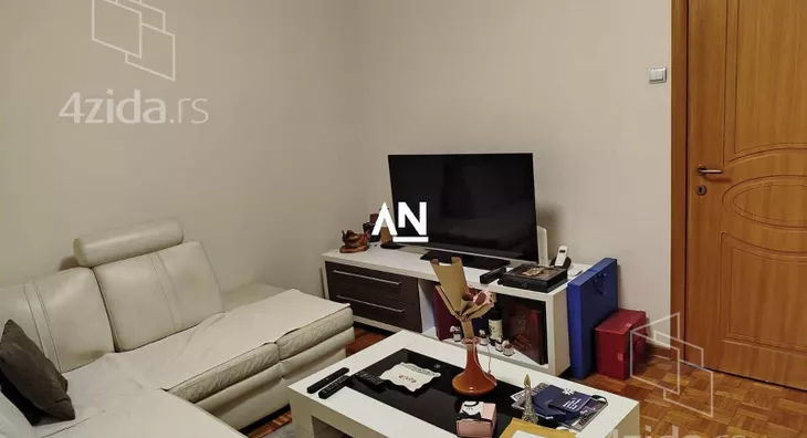 4-etažna kuća | 4zida