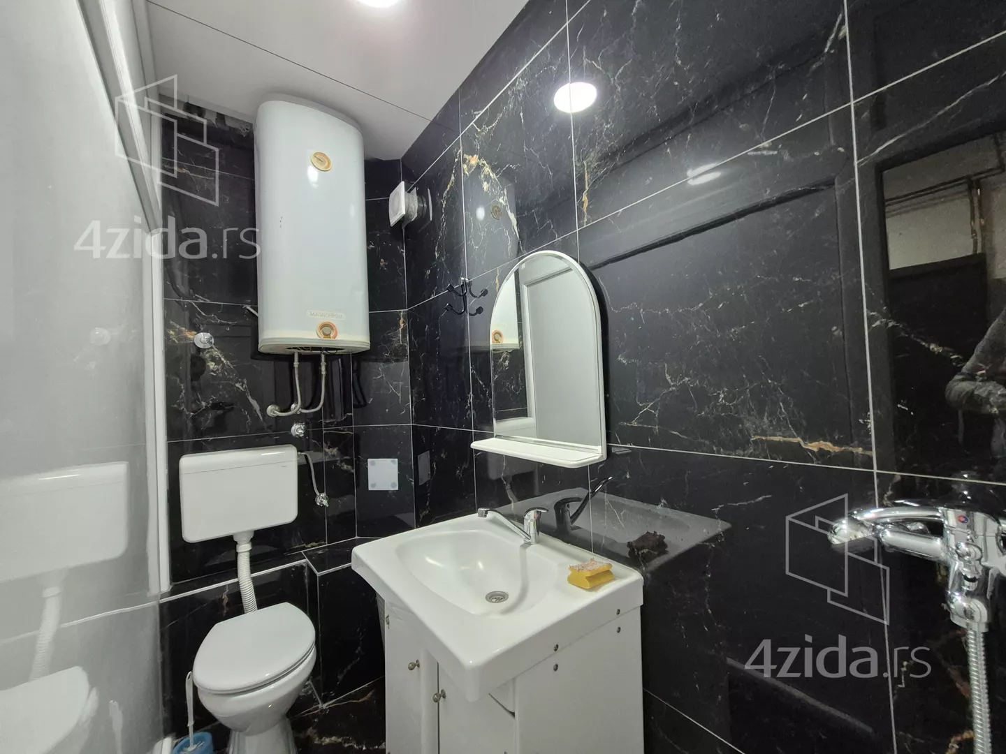 3-etažna kuća | 4zida