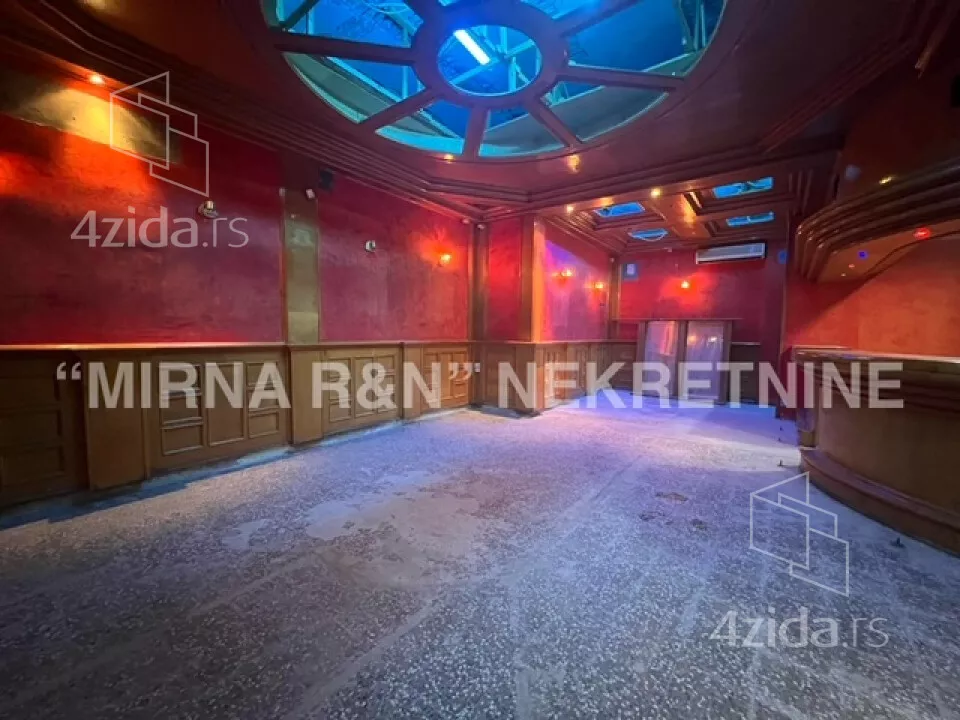 Poslovni prostor | 4zida