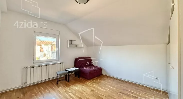 4-etažna kuća | 4zida