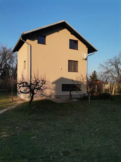 Beška | 4zida.rs