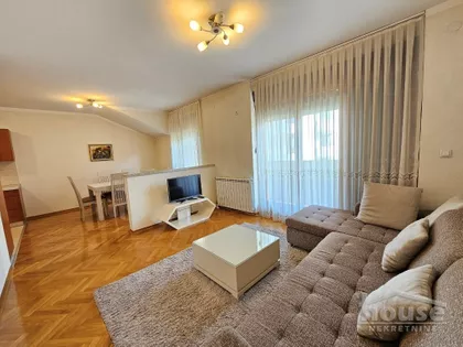 Bulevar Oslobođenja | 4zida.rs