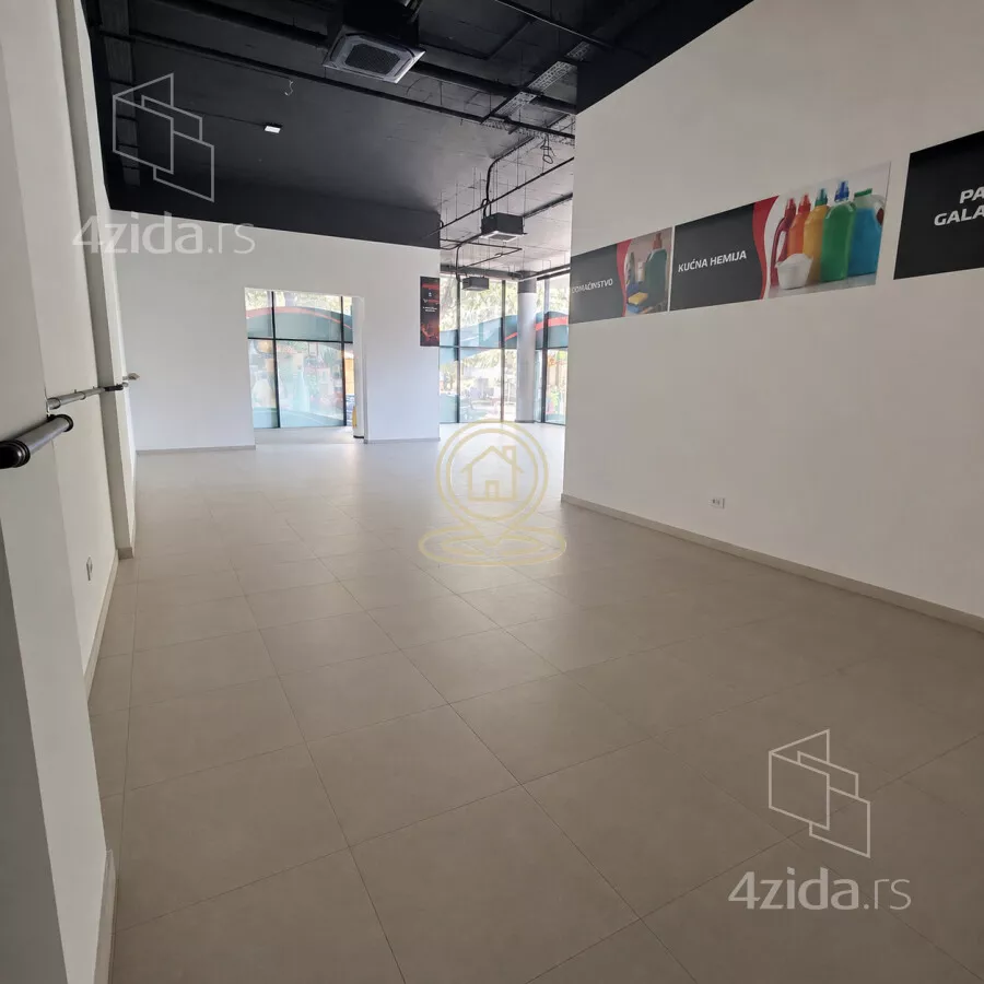 Lokal | 4zida