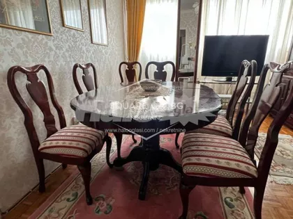 Pariske komune | 4zida.rs