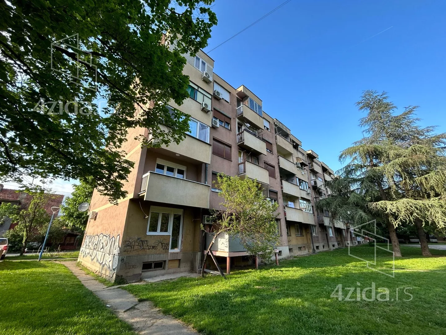 Garsonjera | 4zida