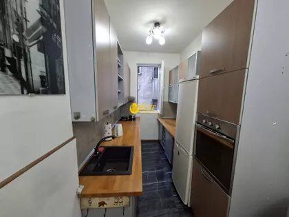 Trg Slavija | 4zida.rs