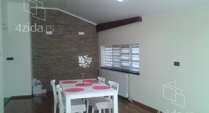 3-etažna kuća | 4zida