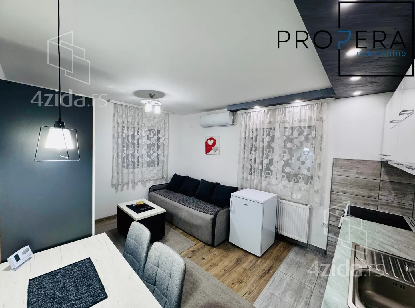 Jednoiposoban stan | 4zida