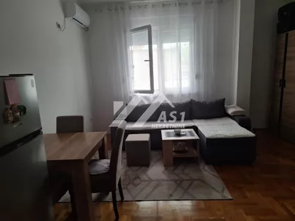 Karađorđeva | 4zida.rs