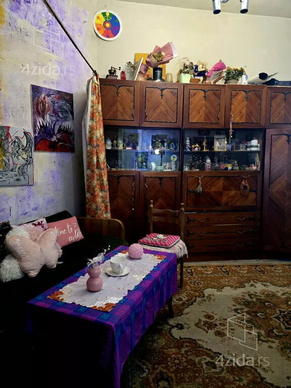 Petosoban stan | 4zida