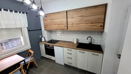 Vukov Spomenik | 4zida.rs