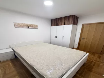 Narodnog Fronta 67-69 | 4zida.rs