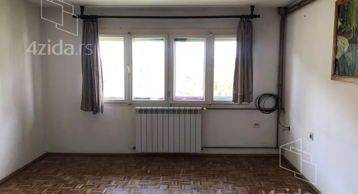 4-etažna kuća | 4zida