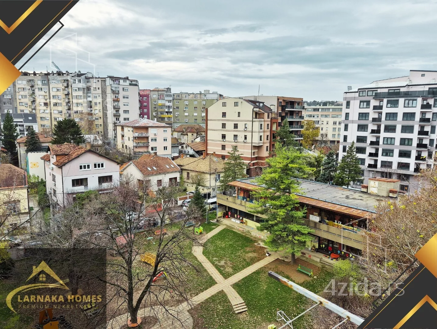 Jednoiposoban stan | 4zida