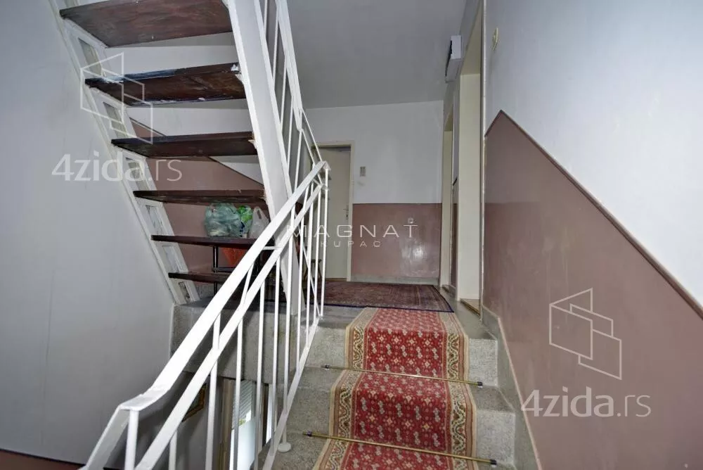 3-etažna kuća | 4zida