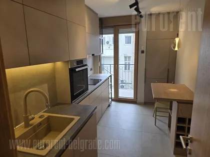 KNEZ MIHAILOVA | 4zida.rs