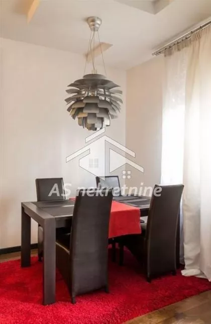 Trg Republike | 4zida.rs