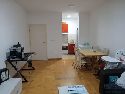 Vašarište | 4zida.rs