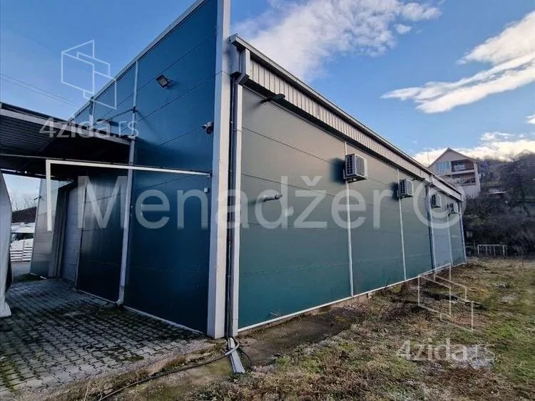 Poslovni prostor | 4zida