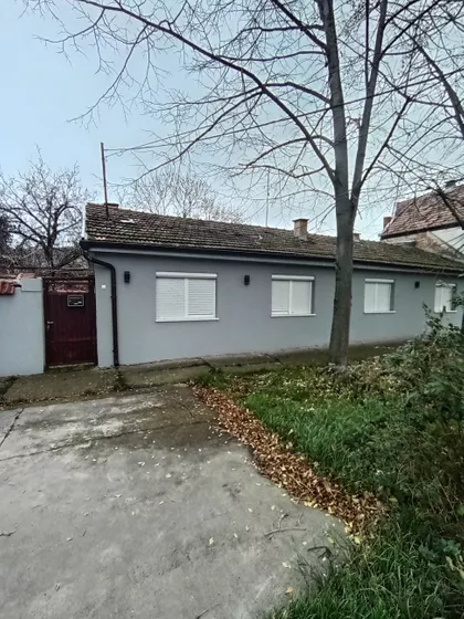 Toše Jovanovića | 4zida.rs