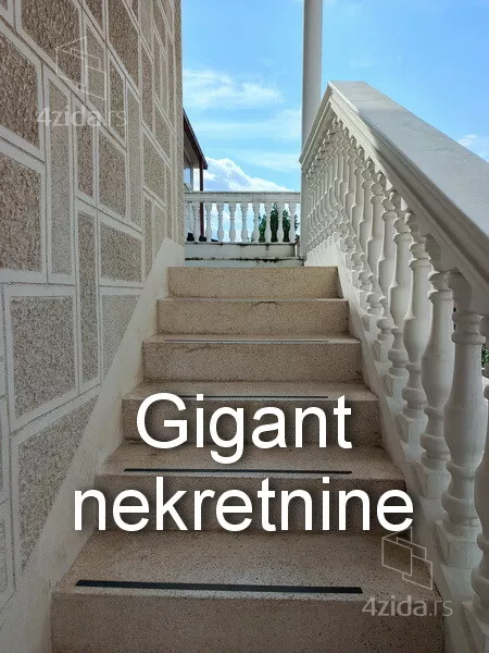 3-etažna kuća | 4zida