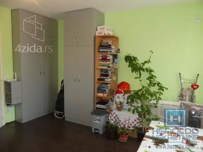 Garsonjera | 4zida