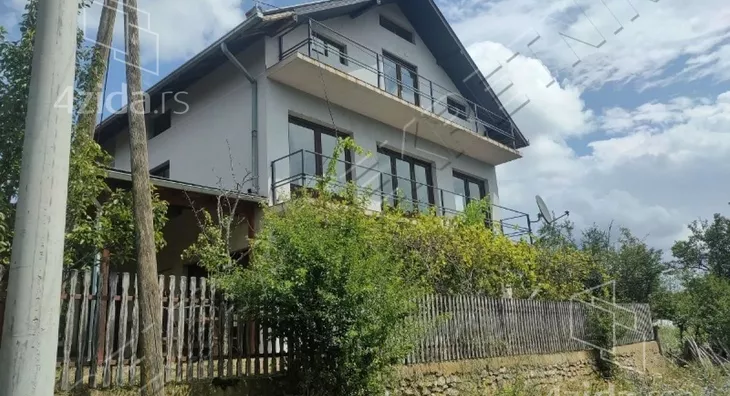 Kuća | 4zida