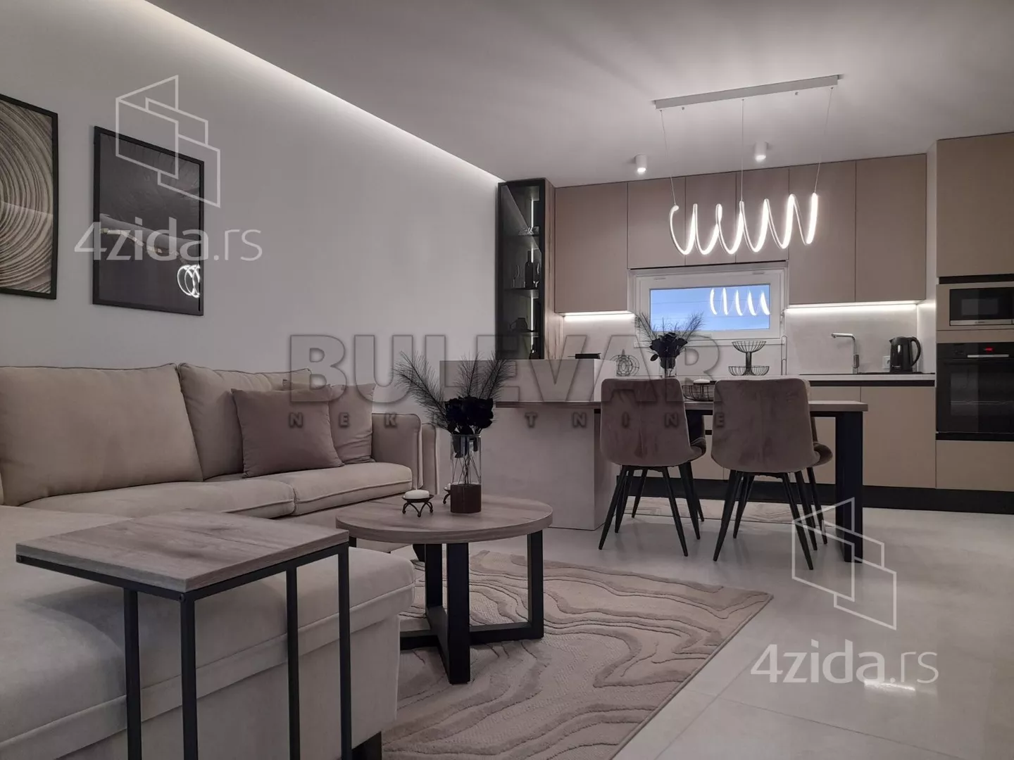 Dvoiposoban stan | 4zida