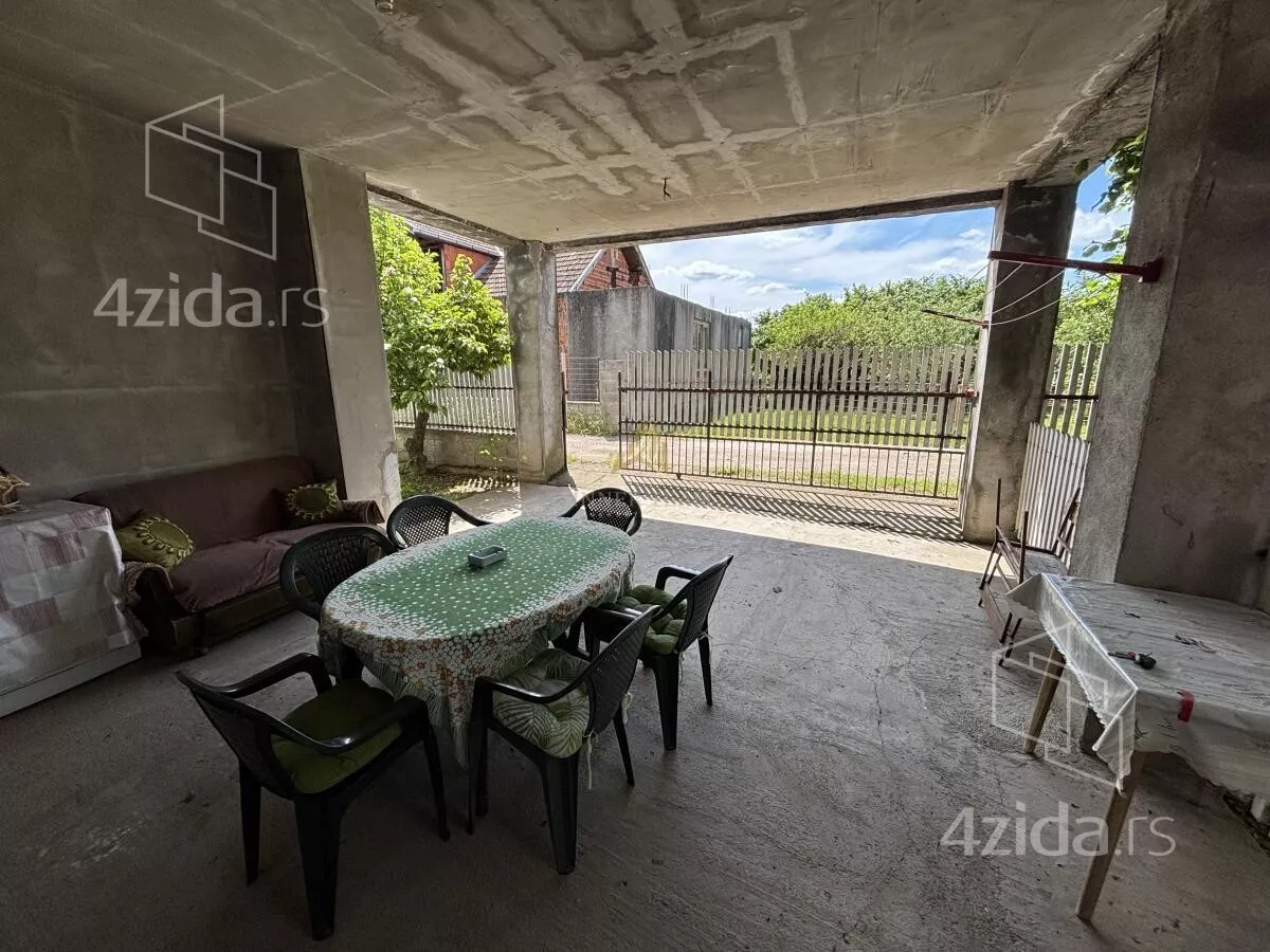 Kuća | 4zida