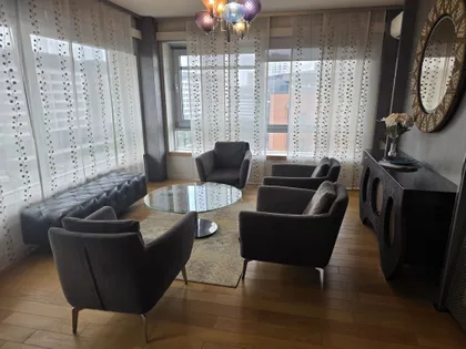 Uroša Martinovića 27 | 4zida.rs