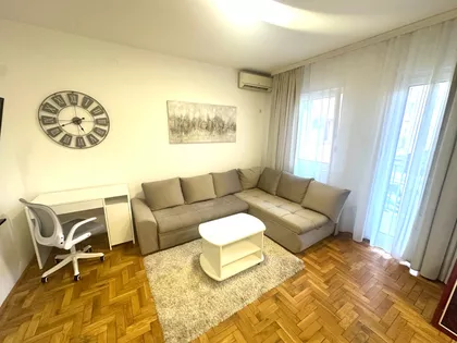 Slobodana Bajića 44 | 4zida.rs