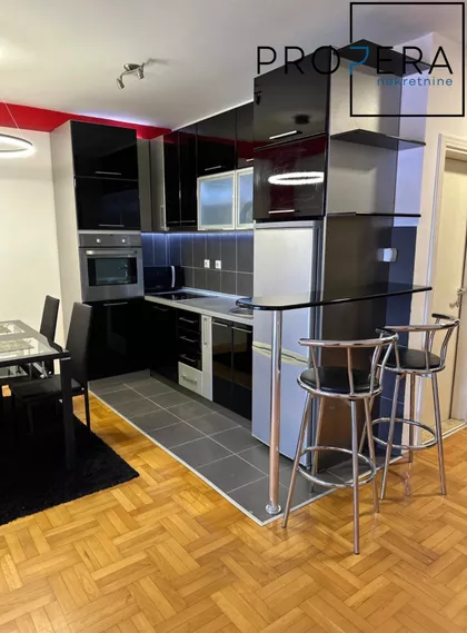 Stojana Novakovića | 4zida.rs