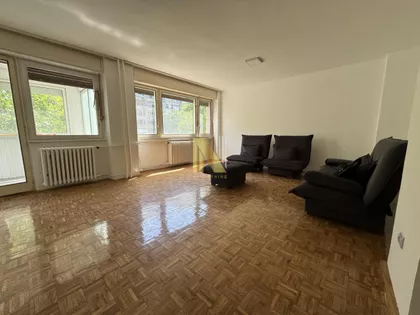 Bulevar Oslobođenja | 4zida.rs