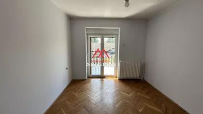 Pere Popadića | 4zida.rs