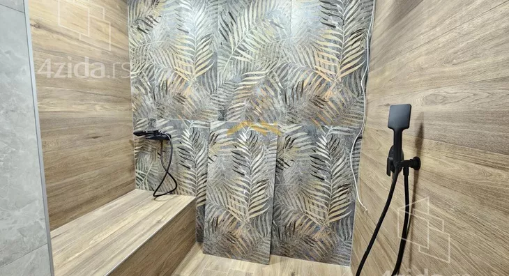 Četvoroiposoban stan | 4zida