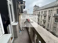 Ekonomski fakultet, Savski Venac, Beograd | 4zida.rs